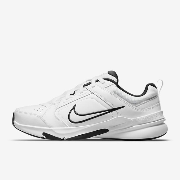 NEW IN BOX Nike Defy All Day Men's Training With Traction Shoes Multiple Sizes - Picture 7 of 7